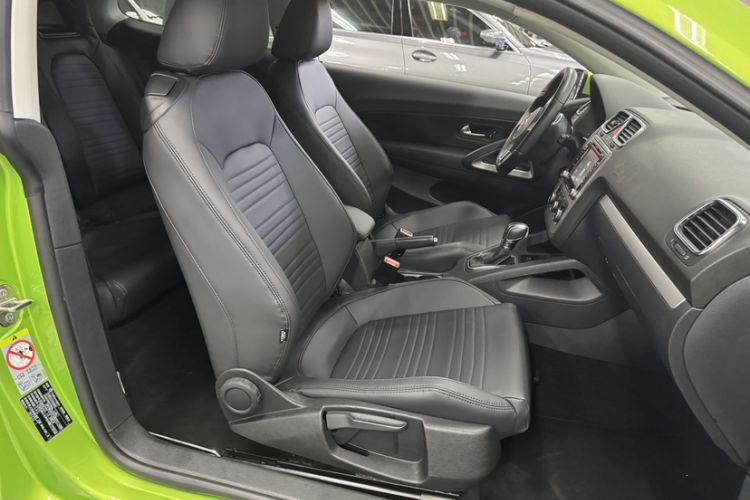 Used Volkswagen Scirocco 2011 1.4 TSI Single-Turbo Fashion Edition Interior 3