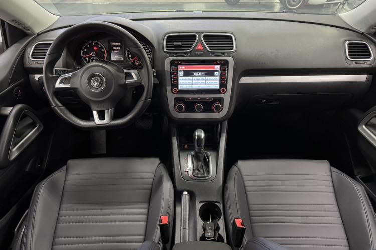 Used Volkswagen Scirocco 2011 1.4 TSI Single-Turbo Fashion Edition Interior 5