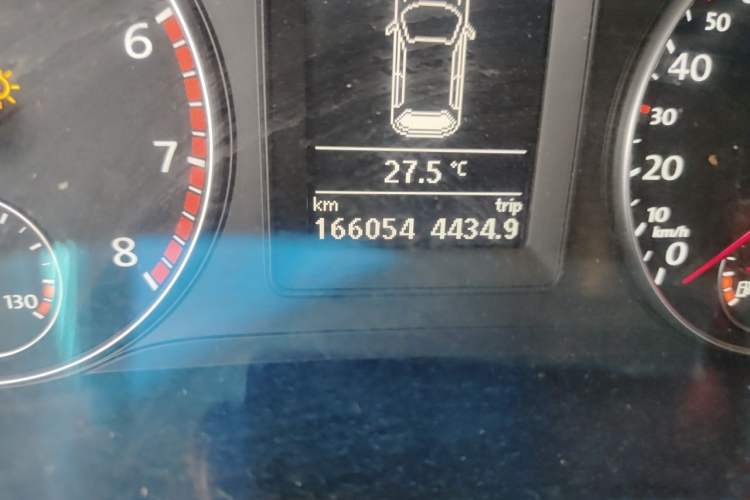 Used Volkswagen Scirocco 2011 1.4 TSI Single-Turbo Fashion Edition Odometer Close Up
