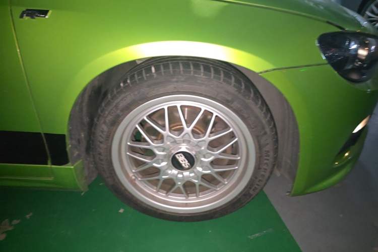 Used Volkswagen Scirocco 2011 2.0 TSI R-Line Right Front Wheel Hub