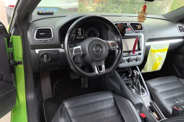 Used Volkswagen Scirocco 2011 2.0 TSI Luxury Edition Steering Wheel