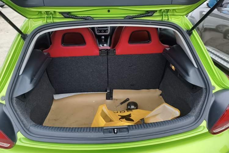 Used Volkswagen Scirocco 2011 1.4 TSI Comfort Edition Trunk