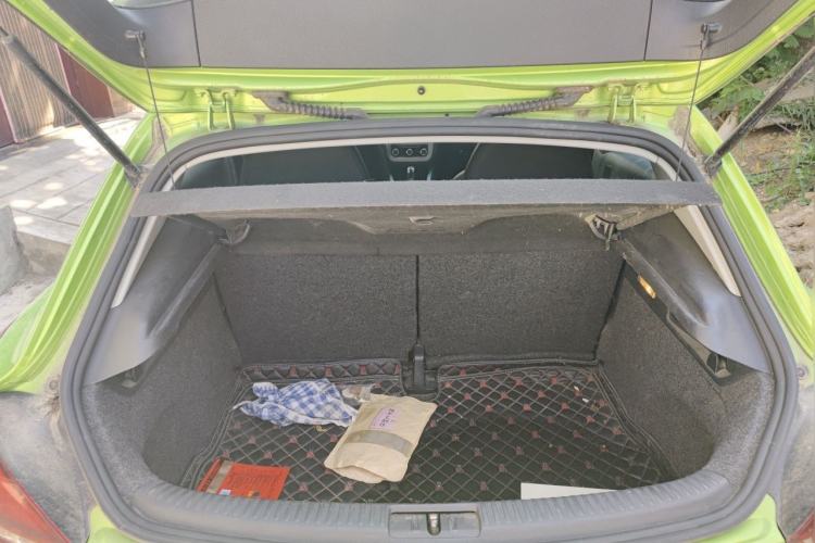 Used Volkswagen Scirocco 2011 1.4 TSI Single-Turbo Fashion Edition Trunk
