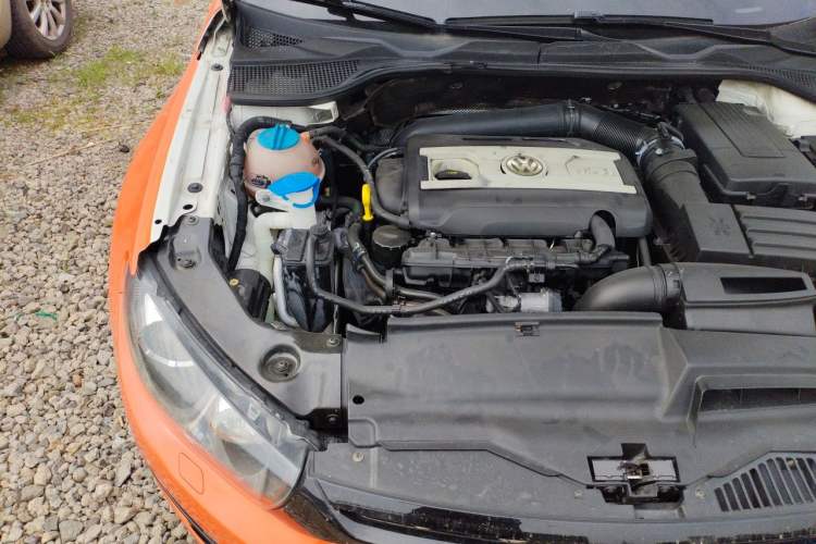 Used Volkswagen Scirocco 2011 2.0 TSI Luxury Edition Engine Bay Right