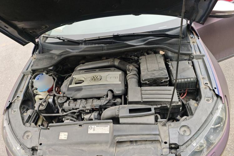 Used Volkswagen Scirocco 2011 2.0 TSI Luxury Edition Engine Bay