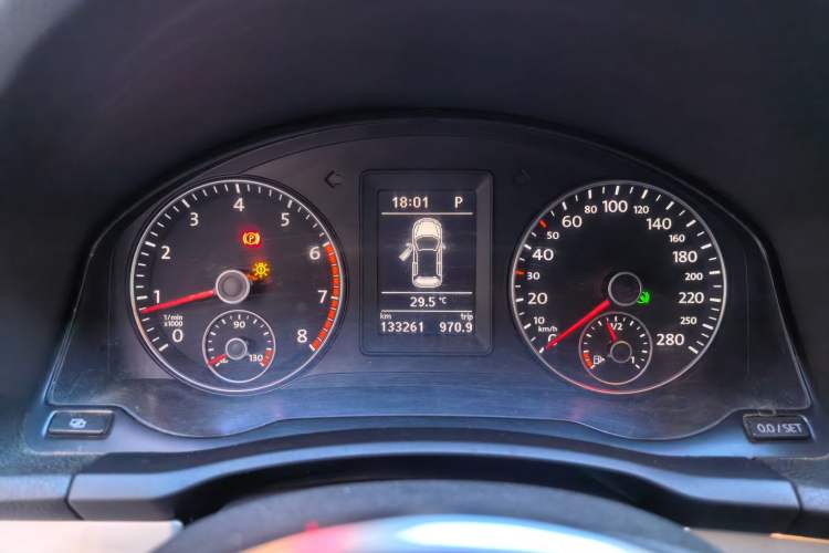 Used Volkswagen Scirocco 2011 1.4 TSI Single-Turbo Fashion Edition Instrument Cluster