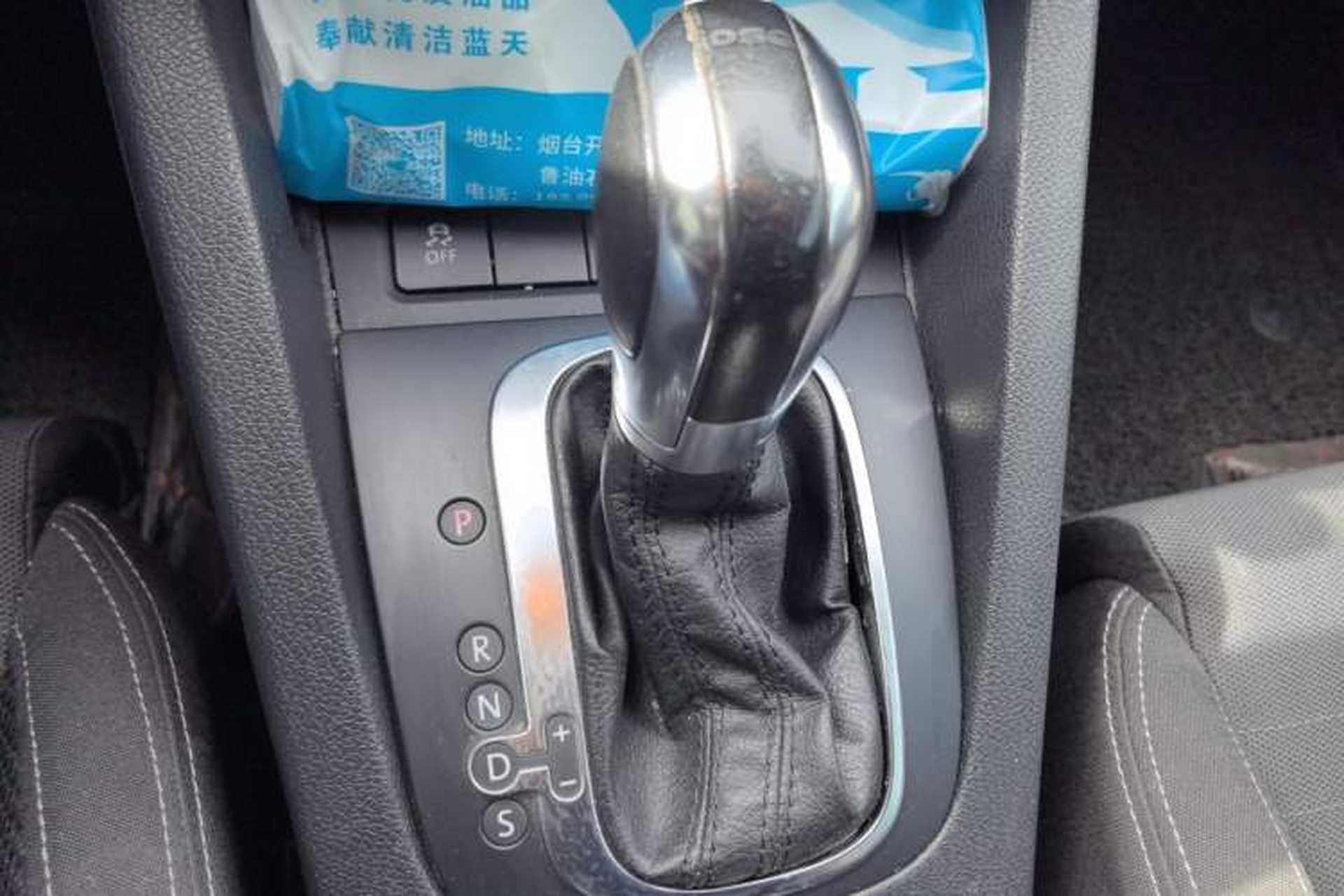 Used Volkswagen Scirocco 2011 1.4 TSI Single-Turbo Fashion Edition Gear Lever