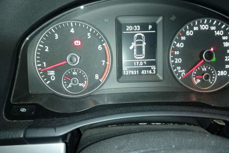 Used Volkswagen Scirocco 2011 2.0 TSI Luxury Edition Odometer Close Up