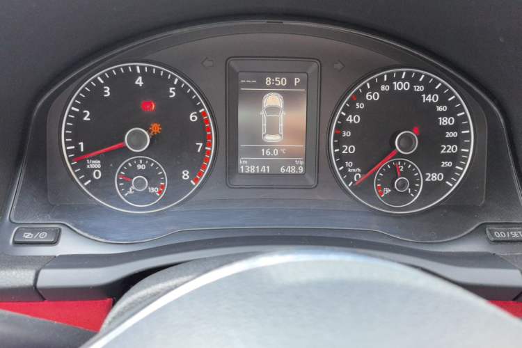 Used Volkswagen Scirocco 2011 1.4 TSI Single-Turbo Fashion Edition Odometer Close Up