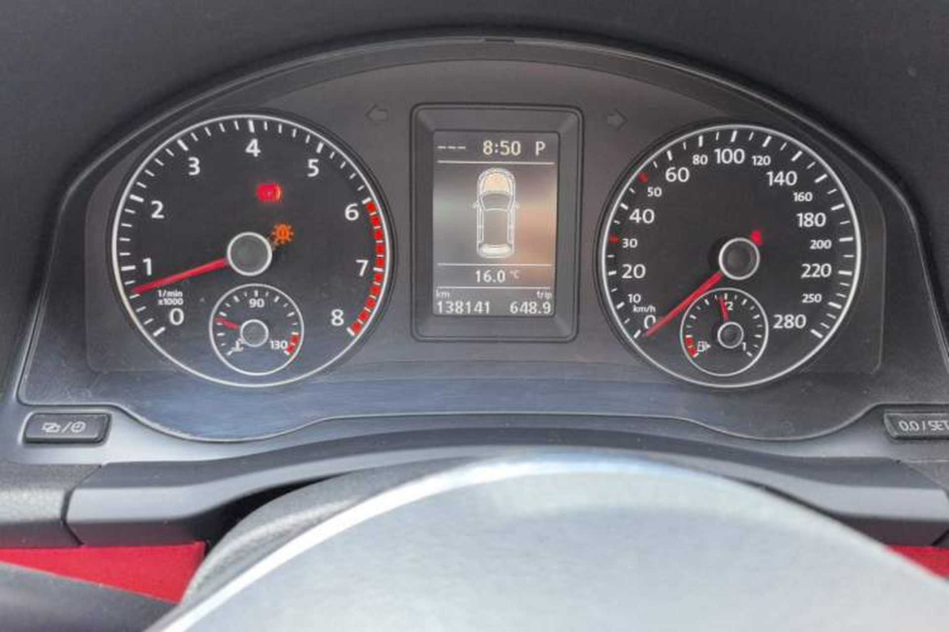Used Volkswagen Scirocco 2011 1.4 TSI Single-Turbo Fashion Edition Odometer Close Up