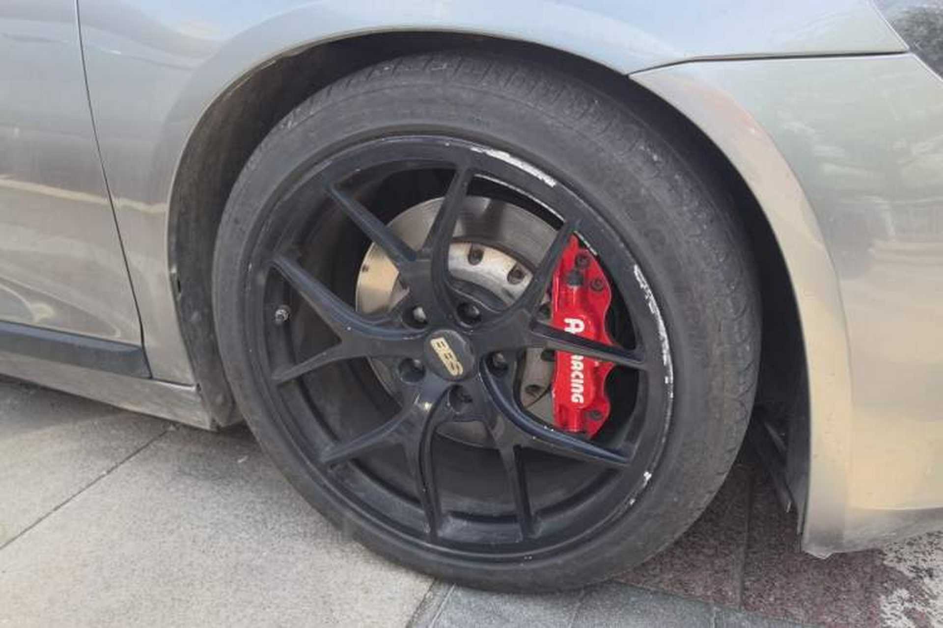 Used Volkswagen Scirocco 2011 1.4 TSI Single-Turbo Fashion Edition Right Front Wheel Hub