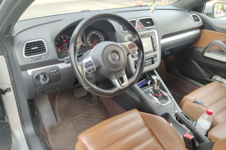 Used Volkswagen Scirocco 2011 2.0 TSI Luxury Edition Center Console