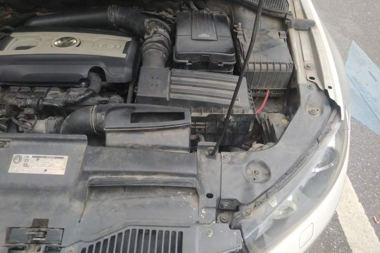 Used Volkswagen Scirocco 2011 2.0 TSI Luxury Edition Engine Bay Left