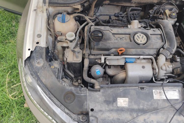 Used Volkswagen Scirocco 2011 1.4 TSI Single-Turbo Fashion Edition Engine Bay Right