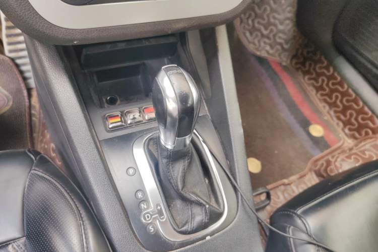 Used Volkswagen Scirocco 2011 1.4 TSI Single-Turbo Fashion Edition Gear Lever