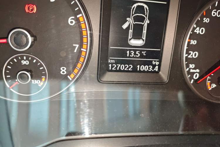 Used Volkswagen Scirocco 2011 1.4 TSI Comfort Edition Odometer Close Up