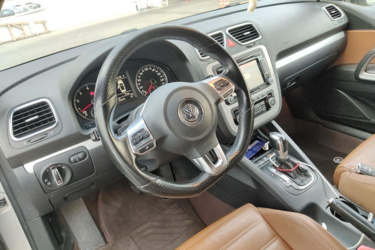 Used Volkswagen Scirocco 2011 2.0 TSI Luxury Edition Steering Wheel