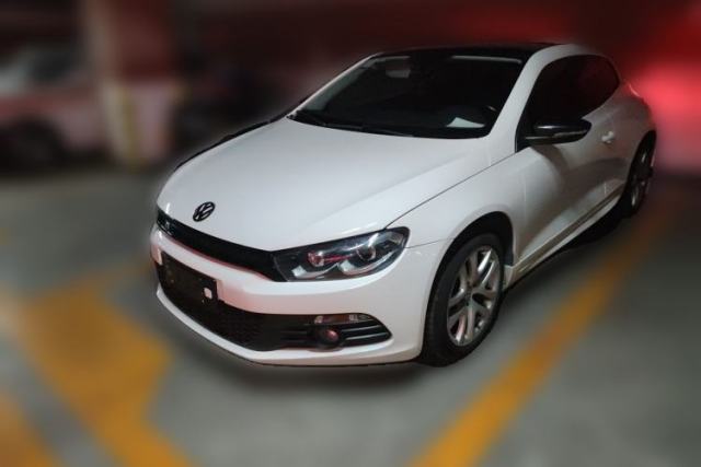 Ojetý Volkswagen Scirocco 2011 1.4 TSI Comfort Edition