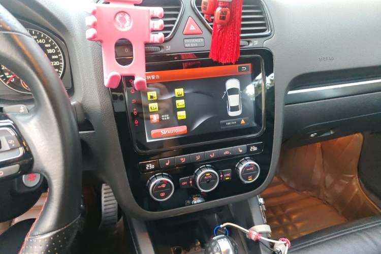 Used Volkswagen Scirocco 2011 2.0 TSI R-Line Audio And AC Panel
