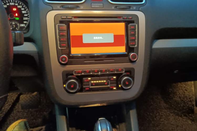 Used Volkswagen Scirocco 2011 2.0 TSI R-Line Audio And AC Panel