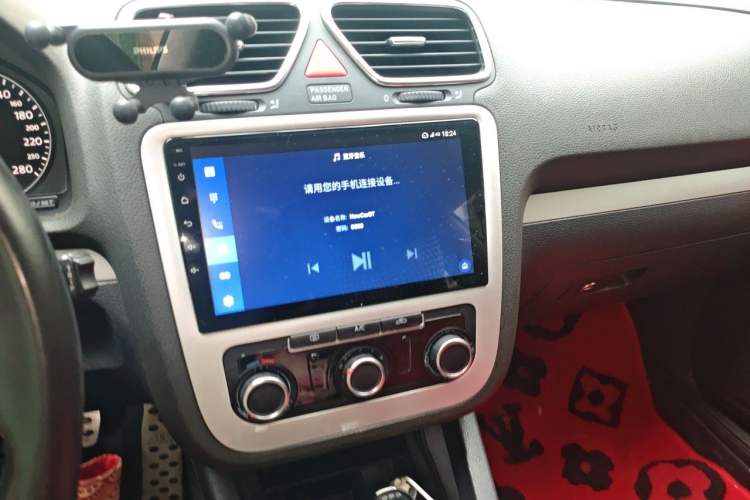 Used Volkswagen Scirocco 2011 1.4 TSI Single-Turbo Fashion Edition Audio And AC Panel