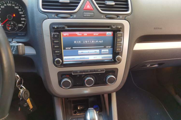 Used Volkswagen Scirocco 2011 1.4 TSI Comfort Edition Audio And AC Panel