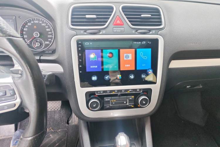 Used Volkswagen Scirocco 2011 2.0 TSI Luxury Edition Audio And AC Panel