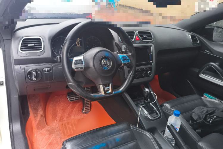 Used Volkswagen Scirocco 2011 2.0 TSI Luxury Edition Center Console