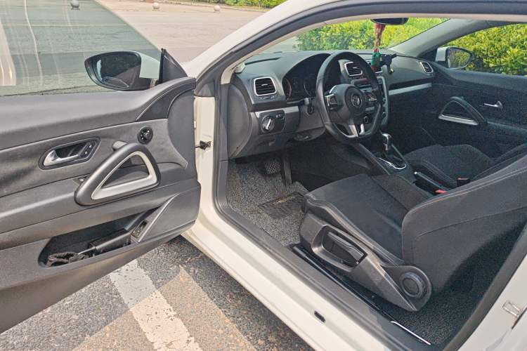 Used Volkswagen Scirocco 2011 1.4 TSI Single-Turbo Fashion Edition Driver Seat