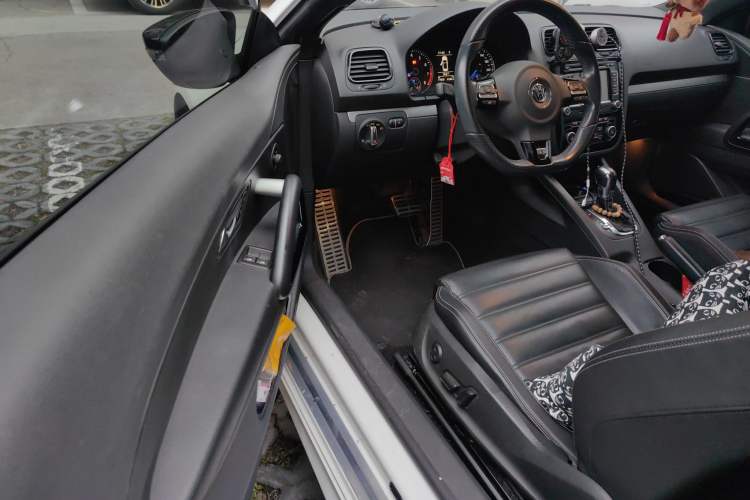 Used Volkswagen Scirocco 2011 R 2.0TSI Driver Seat