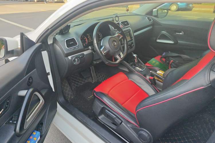 Used Volkswagen Scirocco 2011 1.4 TSI Single-Turbo Fashion Edition Driver Seat