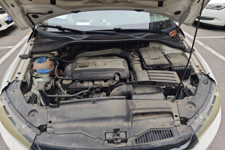 Used Volkswagen Scirocco 2011 2.0 TSI Luxury Edition Engine Bay