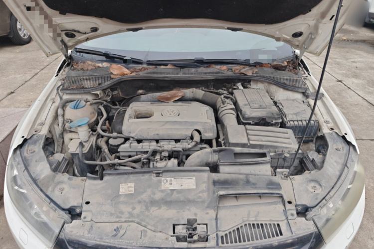 Used Volkswagen Scirocco 2011 2.0 TSI Luxury Edition Engine Bay