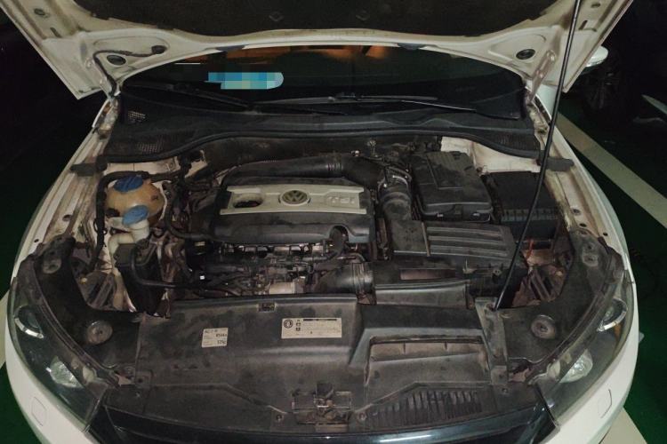 Used Volkswagen Scirocco 2011 2.0 TSI Luxury Edition Engine Bay