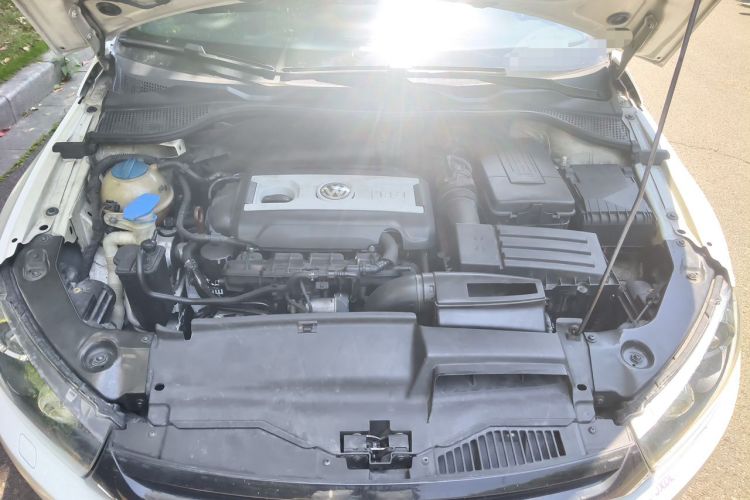 Used Volkswagen Scirocco 2011 2.0 TSI Luxury Edition Engine Bay