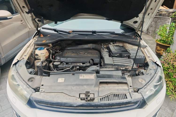 Used Volkswagen Scirocco 2011 2.0 TSI Luxury Edition Engine Bay