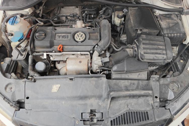 Used Volkswagen Scirocco  Engine Bay