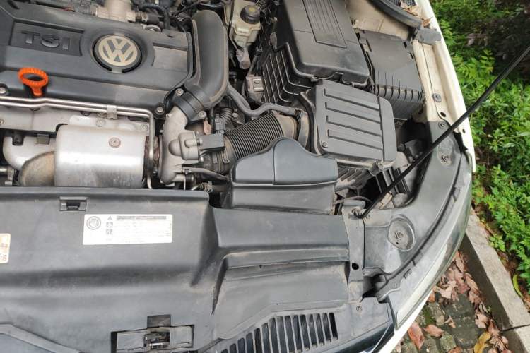 Used Volkswagen Scirocco 2011 1.4 TSI Single-Turbo Fashion Edition Engine Bay Left