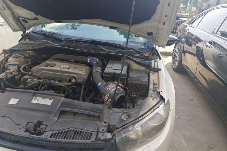 Used Volkswagen Scirocco 2011 2.0 TSI R-Line Engine Bay Left