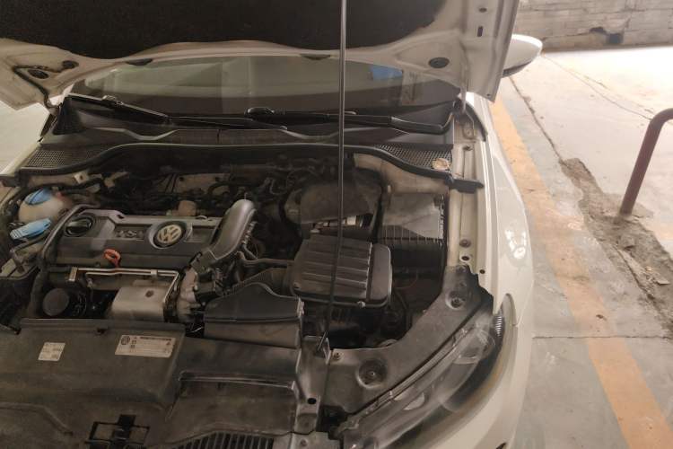 Used Volkswagen Scirocco 2011 1.4 TSI Single-Turbo Fashion Edition Engine Bay Left