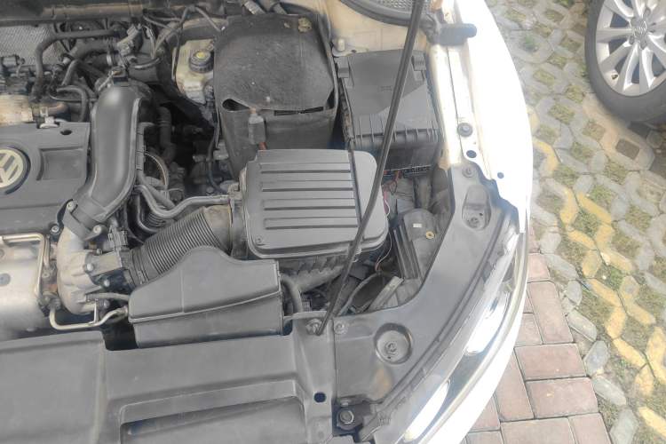 Used Volkswagen Scirocco 2011 1.4 TSI Single-Turbo Fashion Edition Engine Bay Left