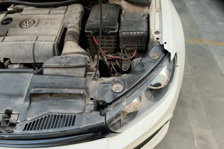 Used Volkswagen Scirocco 2011 R 2.0TSI Engine Bay Left