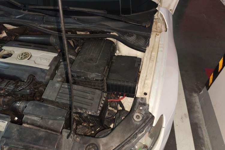 Used Volkswagen Scirocco 2011 2.0 TSI Luxury Edition Engine Bay Left