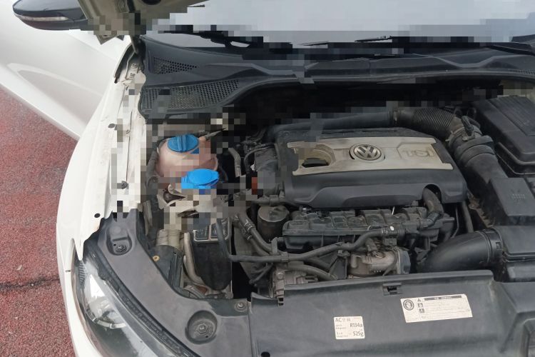 Used Volkswagen Scirocco 2011 2.0 TSI Luxury Edition Engine Bay Right