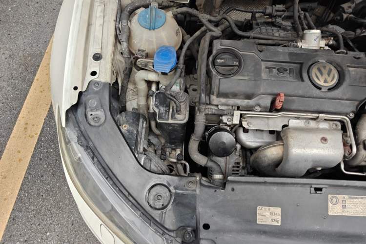 Used Volkswagen Scirocco 2011 1.4 TSI Single-Turbo Fashion Edition Engine Bay Right