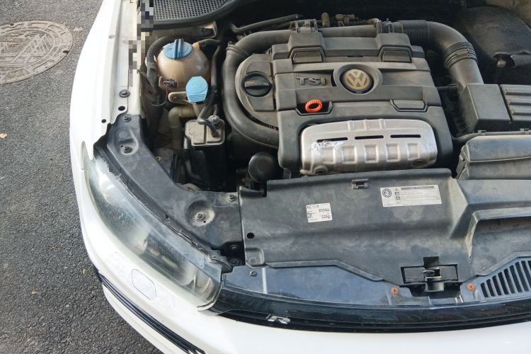 Used Volkswagen Scirocco 2011 1.4 TSI Comfort Edition Engine Bay Right