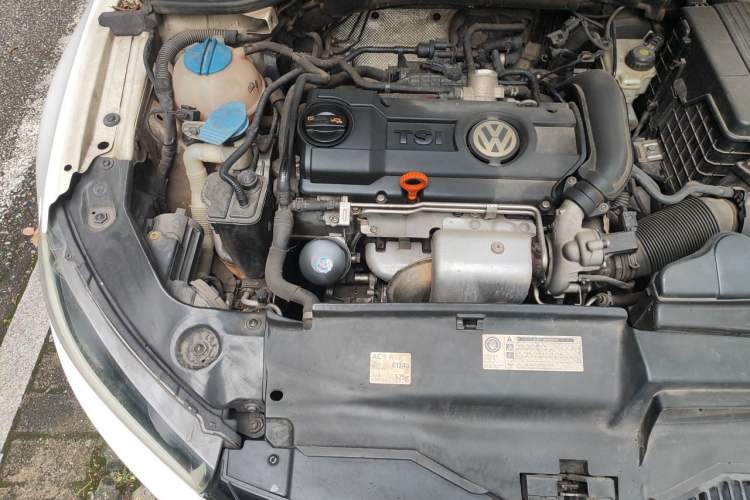 Used Volkswagen Scirocco 2011 1.4 TSI Single-Turbo Fashion Edition Engine Bay Right