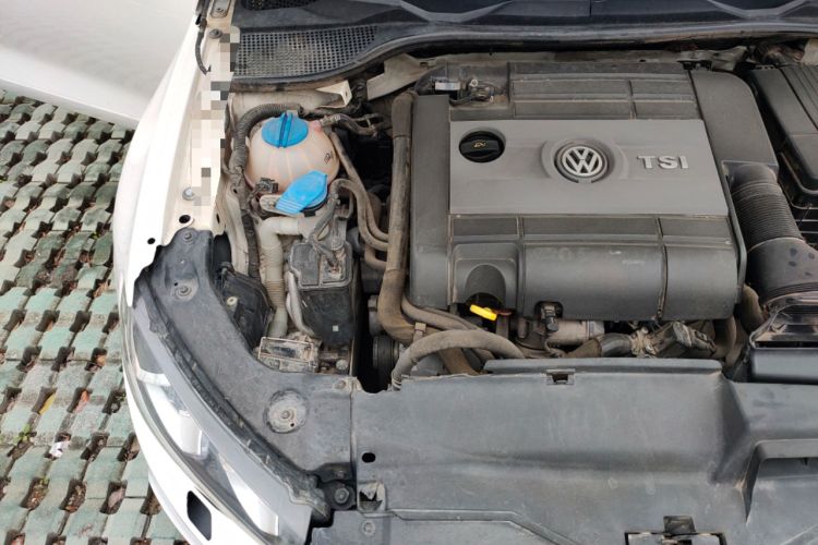 Used Volkswagen Scirocco 2011 R 2.0TSI Engine Bay Right