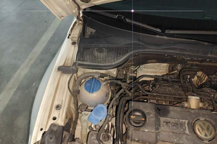 Used Volkswagen Scirocco 2011 1.4 TSI Single-Turbo Fashion Edition Engine Bay Right
