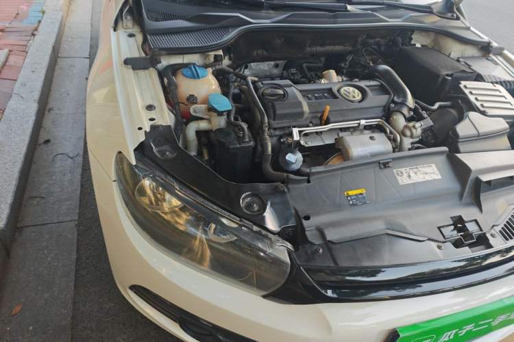 Used Volkswagen Scirocco 2011 1.4 TSI Single-Turbo Fashion Edition Engine Bay Right